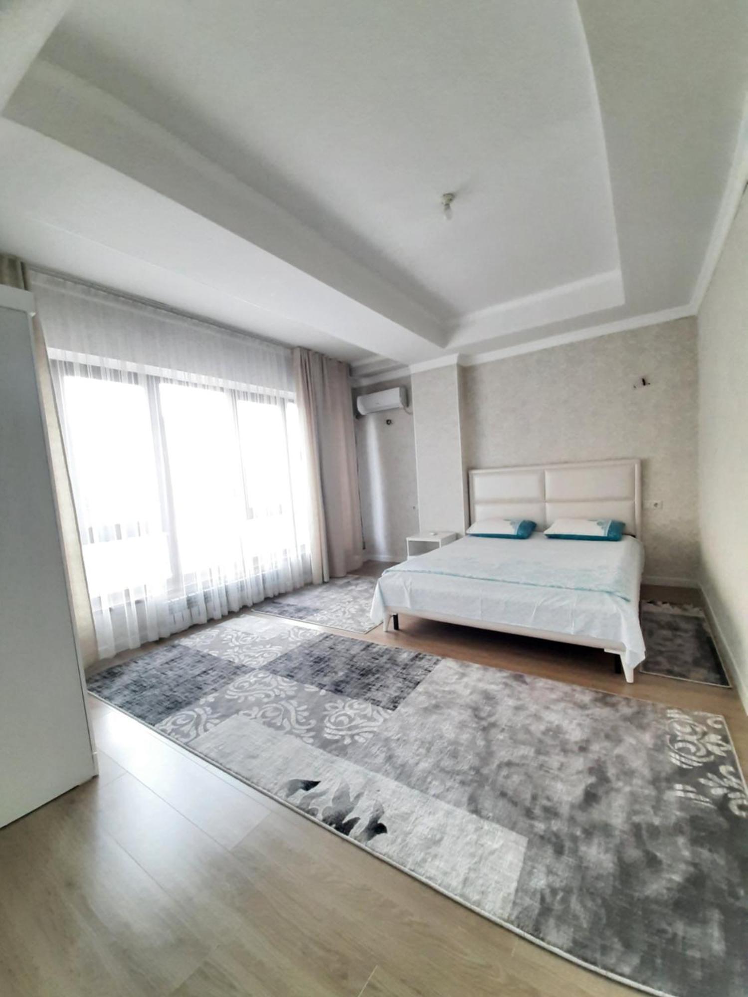 Comfortable Apartment Bishkek Ngoại thất bức ảnh