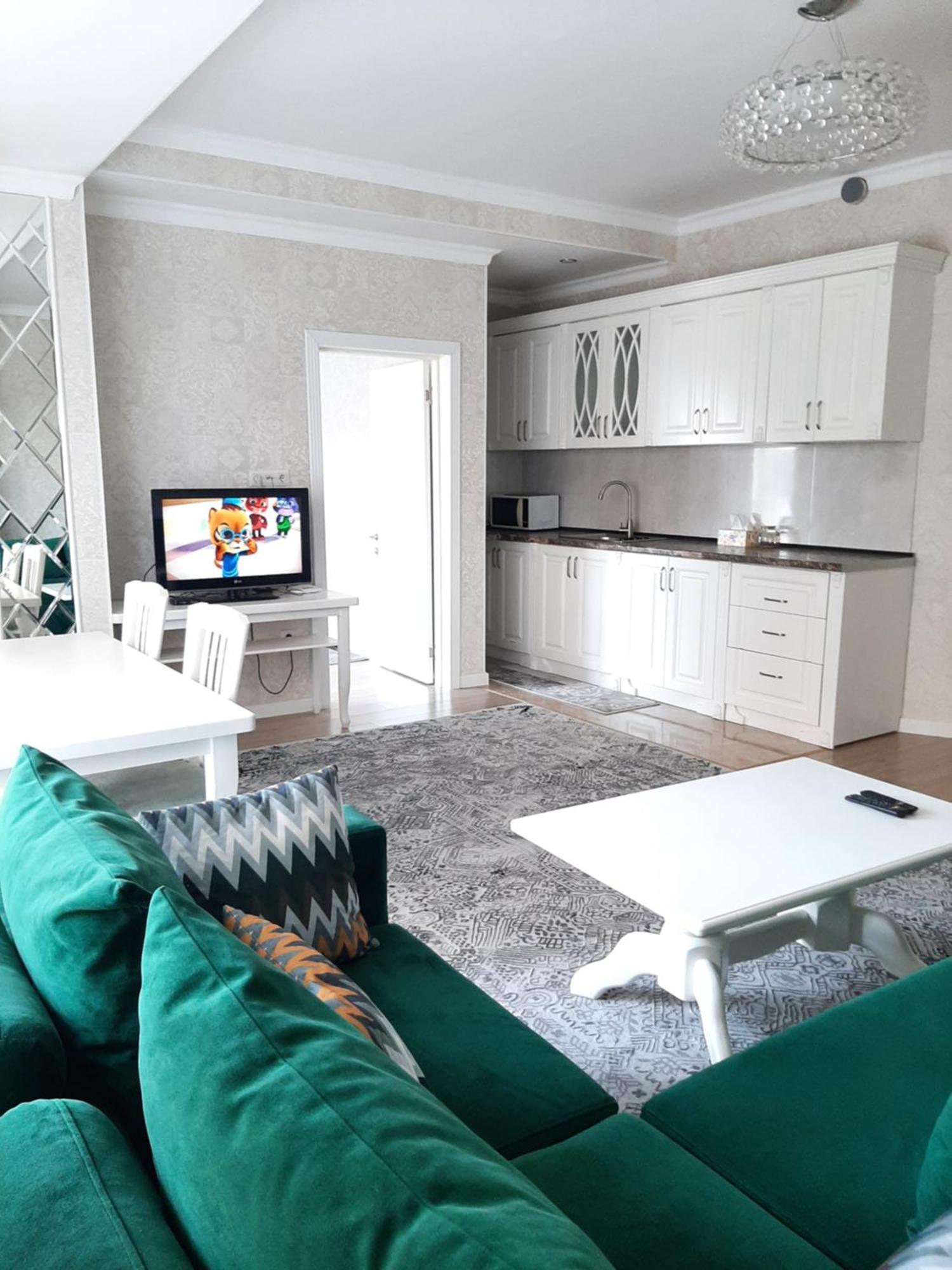 Comfortable Apartment Bishkek Ngoại thất bức ảnh